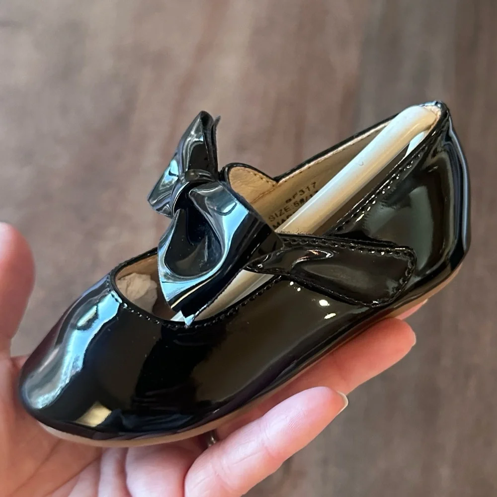 Felix & Flora Black Shiny Patent Leather Shoes with Bow 5 Toddler Girl